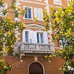 Romeo And Juliet Apartment With Balcony And Sea View